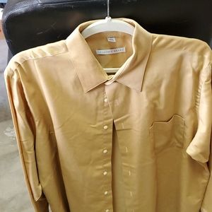 Men's dress shirt